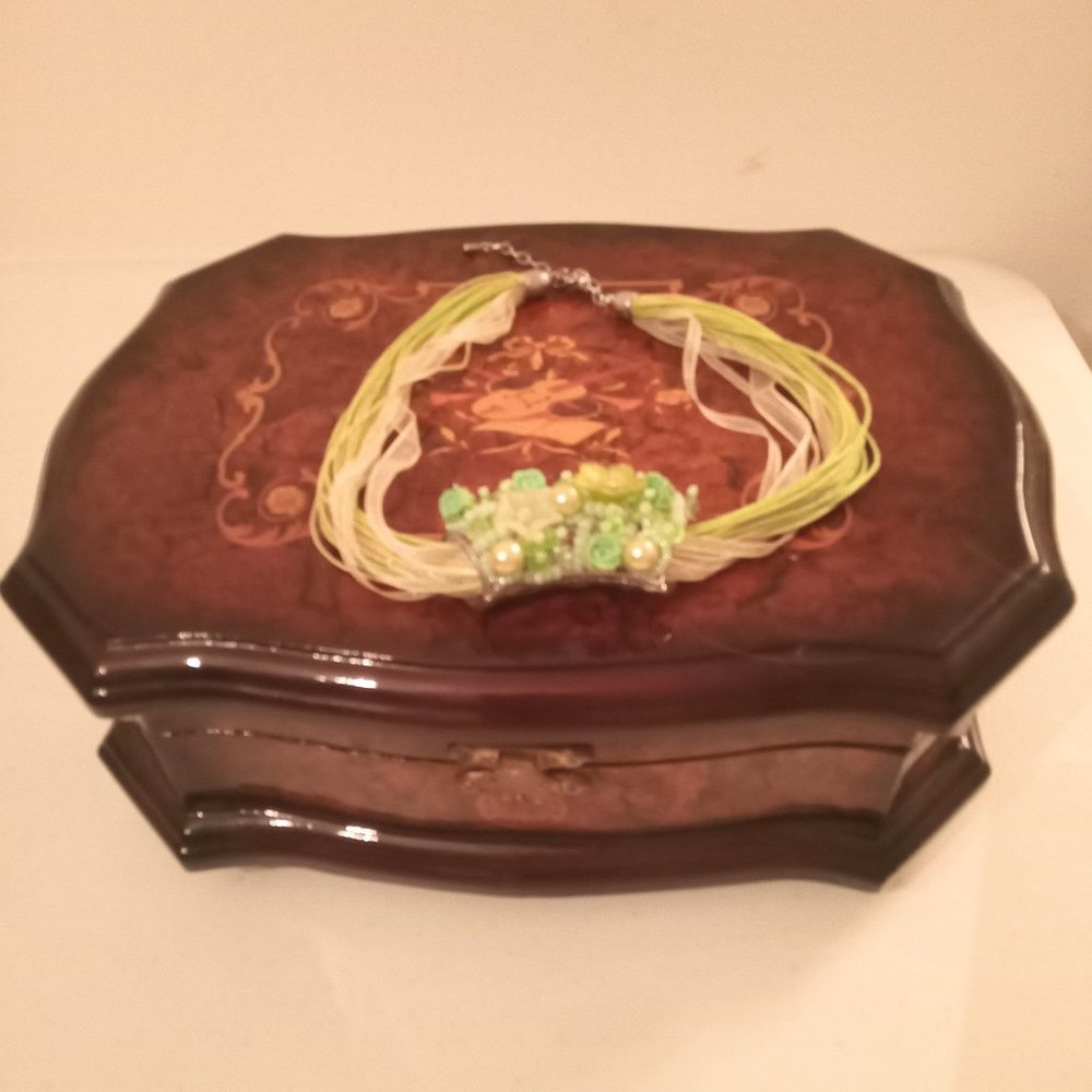 🎁 FREE GIFT INCLUDED 🎁 Fashion Jewelry Necklace 2 Pieces: Chain & Pendant